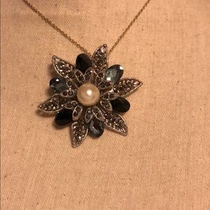 Premier Designs brooch